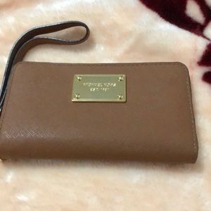 Michael Kors wrislet